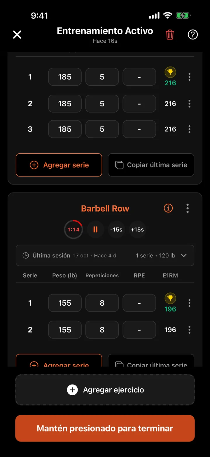 La pantalla Entrenamiento Activo de CataLift con series de Barbell Row y un temporizador de descanso.
